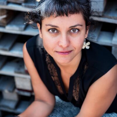 BURCUBIOFOTO2 min Burcu Yilmaz